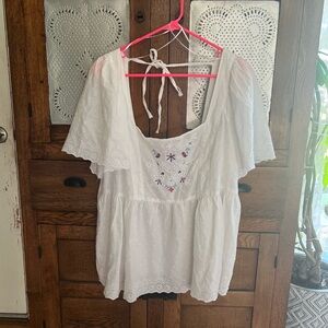 Old Navy White Embroidered Blouse